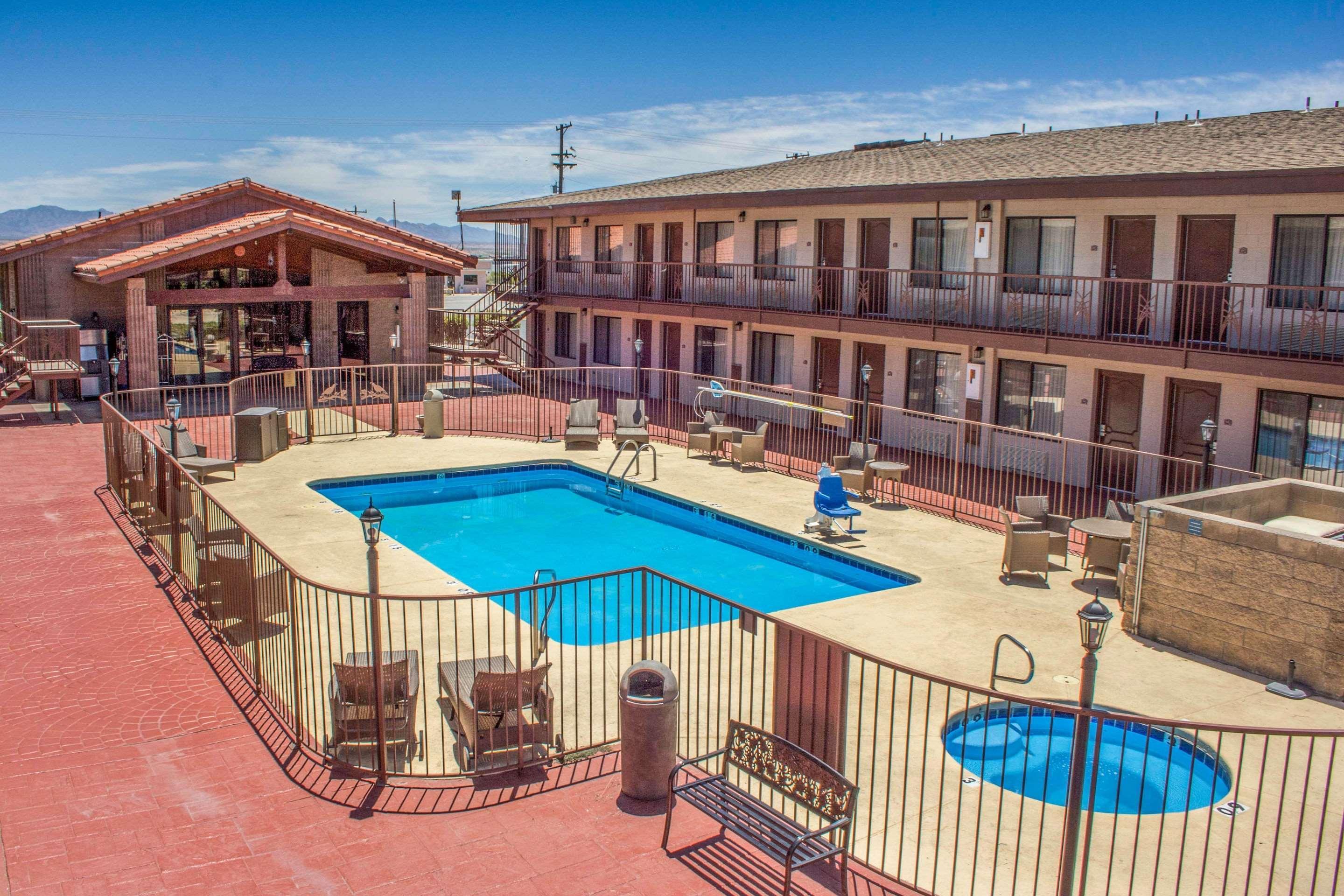 Quality Inn Benson I-10 Exit 304 Exterior photo